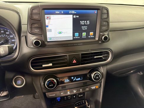 Used 2020 Hyundai Kona Ultimate image 17