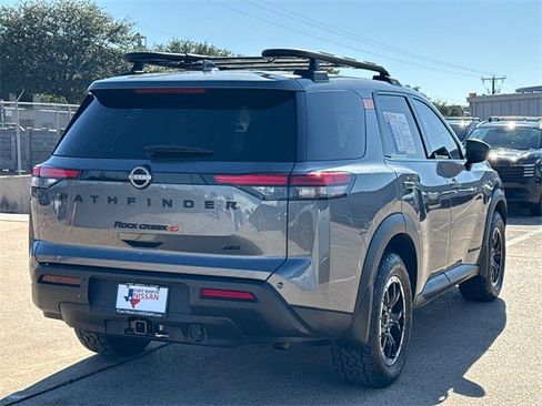 Certified 2024 Nissan Pathfinder Rock Creek image 9