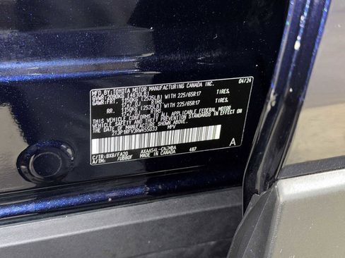 Used 2024 Toyota RAV4 XLE AWD/4WD image 14