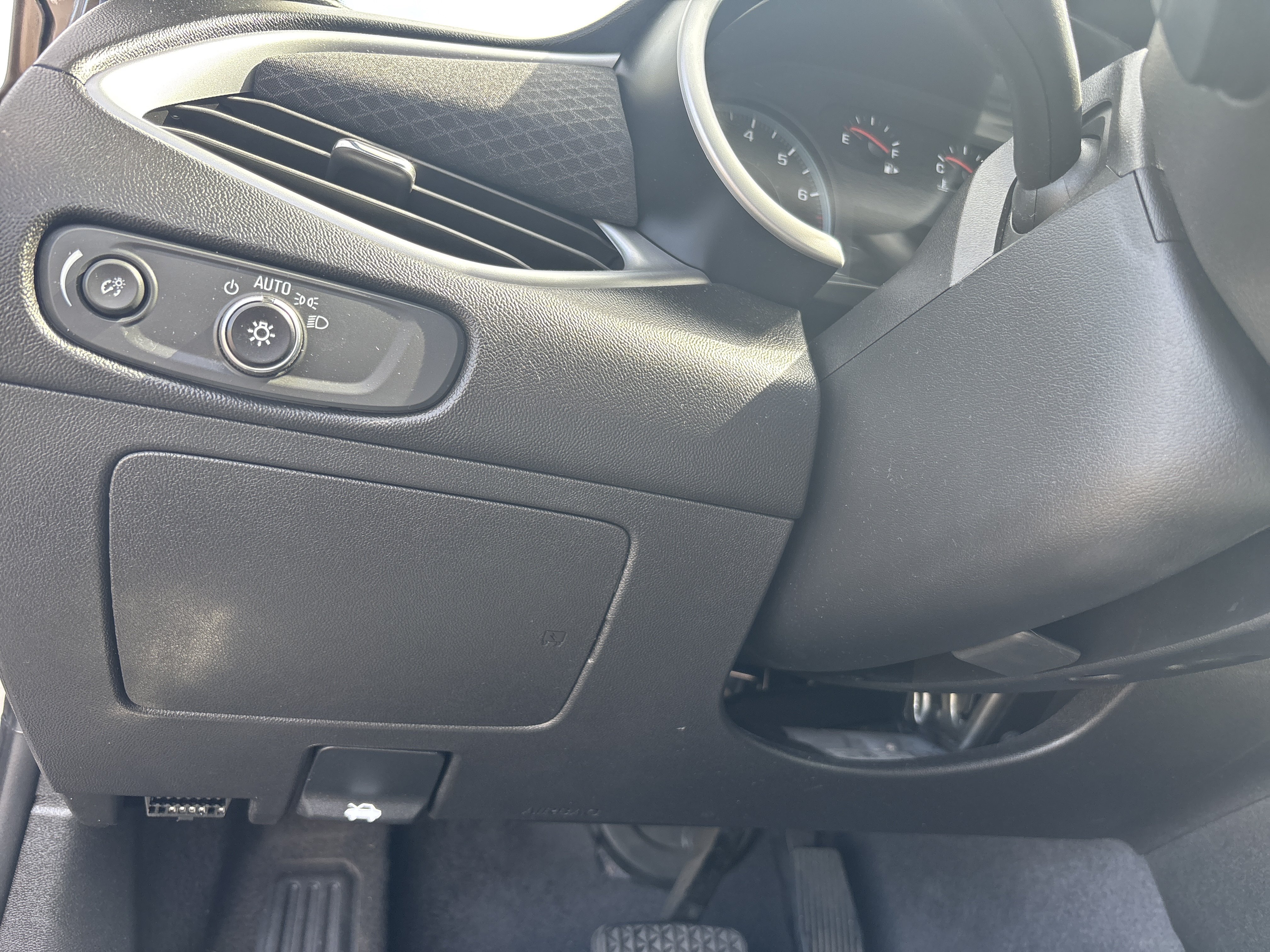 Used 2023 Chevrolet Malibu LT w/ Driver Confidence Package FWD image 21
