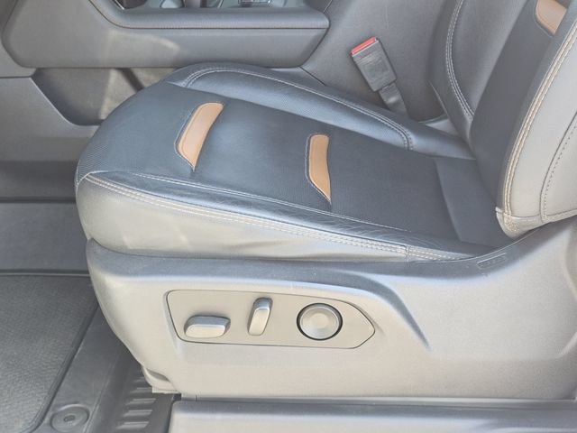 Used 2024 GMC Sierra 1500 AT4 w/ Technology Package AWD/4WD image 24
