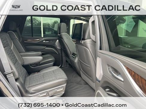 Certified 2021 Cadillac Escalade Sport Platinum w/ LPO, ONYX Package AWD/4WD image 9