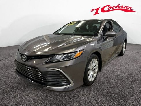 Used 2023 Toyota Camry LE image 31