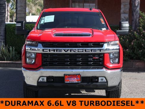 Used 2022 Chevrolet Silverado 2500 LT w/ Convenience Package image 3