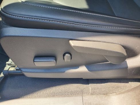 Used 2021 Chevrolet Colorado LT w/ Redline Special Edition image 12