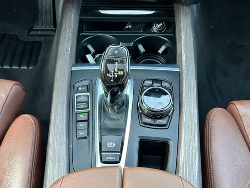 Used 2015 BMW X5 xDrive50i image 14