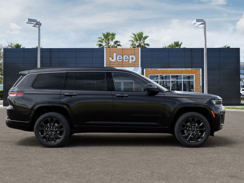 New 2026 Jeep Grand Cherokee L Limited AWD/4WD image 21