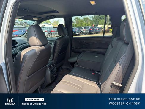 Used 2023 Honda Passport TrailSport image 12
