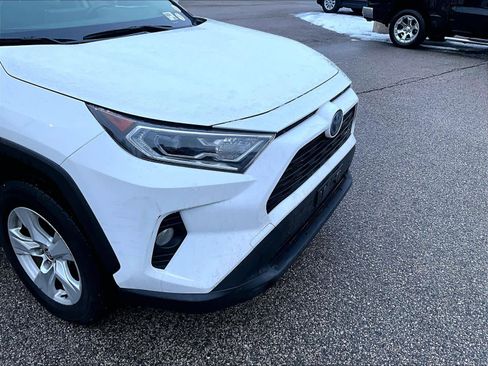 Certified 2021 Toyota RAV4 XLE image 5