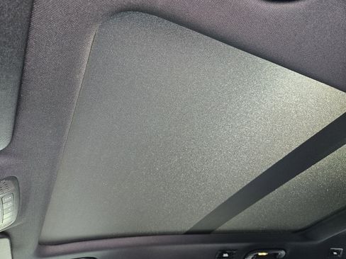 Certified 2025 Mercedes-Benz GLS 450 4MATIC image 31