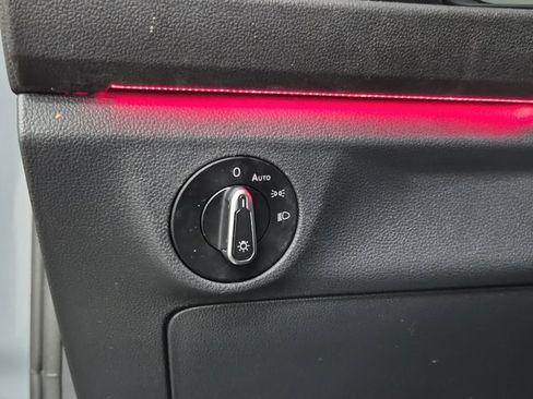 Used 2024 Volkswagen Jetta GLI 40th Anniversary Edition image 19