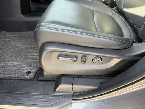 Used 2024 Honda Odyssey EX-L image 19