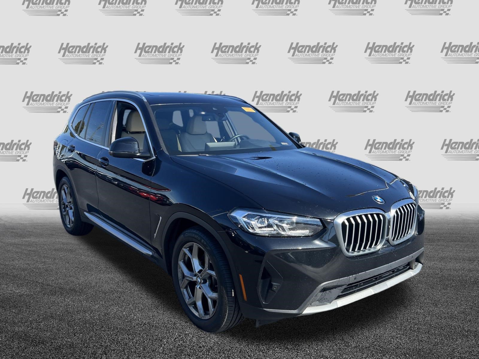 Used 2024 BMW X3 sDrive30i w/ Premium Package RWD image 2