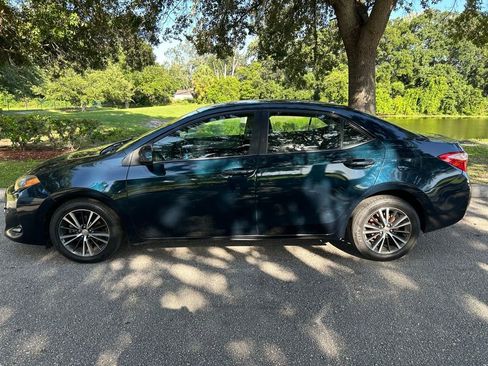 Used 2017 Toyota Corolla LE w/ LE Premium Package FWD image 3