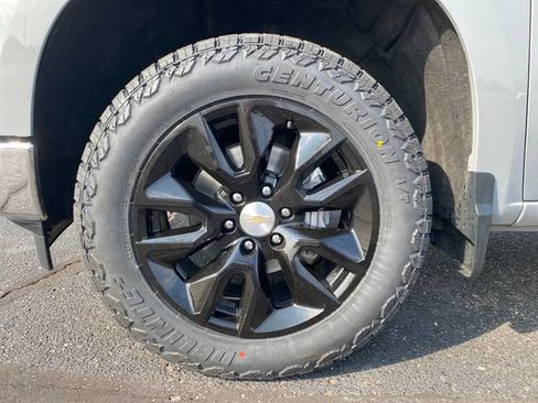 Certified 2024 Chevrolet Silverado 1500 LT AWD/4WD image 21