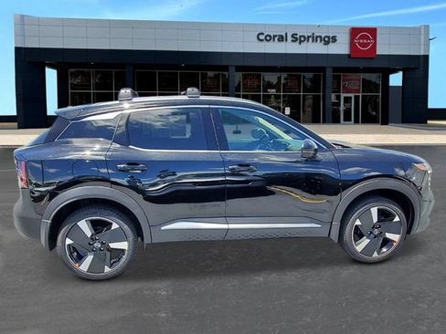New 2026 Nissan Kicks SR w/ Illumination Package FWD image 6
