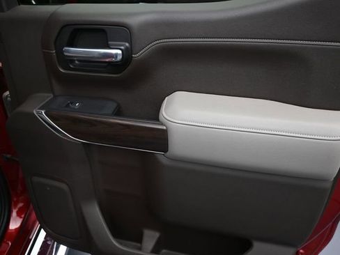 Used 2021 GMC Sierra 1500 SLT image 36