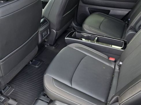 New 2026 Nissan Pathfinder SL w/ SL Premium Package FWD image 11
