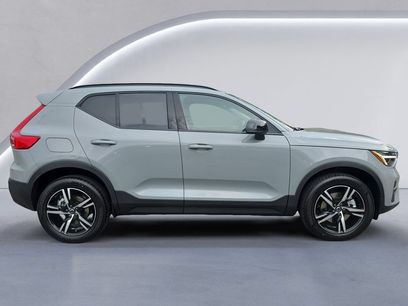 New 2026 Volvo XC40 B5 Core w/ Protection Package Premier