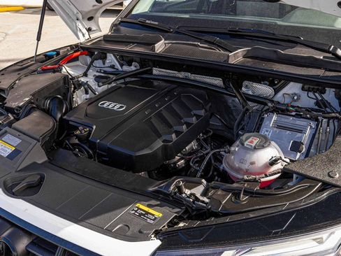 Used 2025 Audi Q5 2.0T Premium image 36