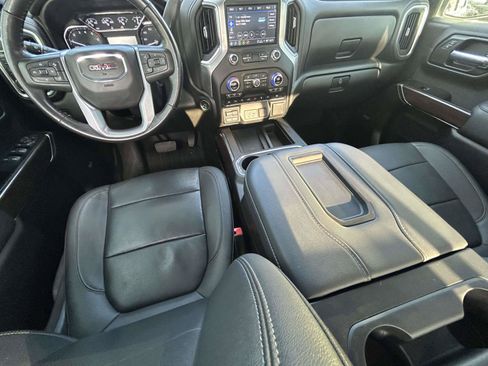 Used 2021 GMC Sierra 1500 SLT w/ SLT Premium Plus Package AWD/4WD image 16