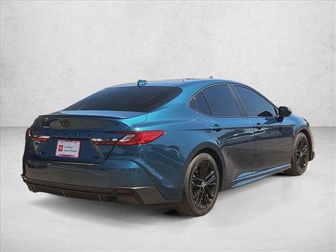 Used 2025 Toyota Camry SE w/ Multimedia Upgrade Package FWD image 5