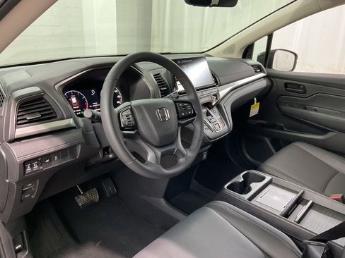 Used 2026 Honda Odyssey EX-L image 19