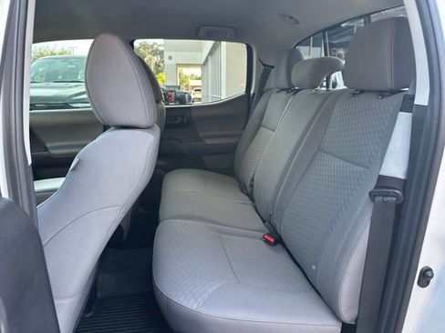 Used 2020 Toyota Tacoma SR image 14