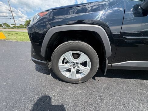 Used 2019 Toyota RAV4 XLE w/ Convenience Package AWD/4WD image 10