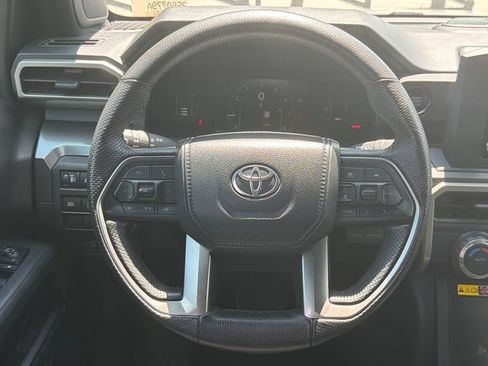 Used 2024 Toyota Tacoma SR5 w/ SR5 Upgrade Package AWD/4WD image 23