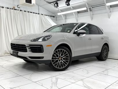 Certified 2023 Porsche Cayenne w/ Premium Package