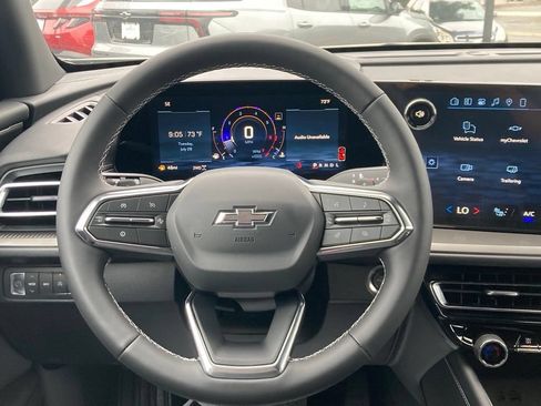 New 2026 Chevrolet Traverse LT w/ Midnight/Sport Edition AWD/4WD image 6