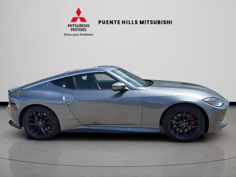 Used 2024 Nissan Z Performance w/ Floor Mat Package image 4