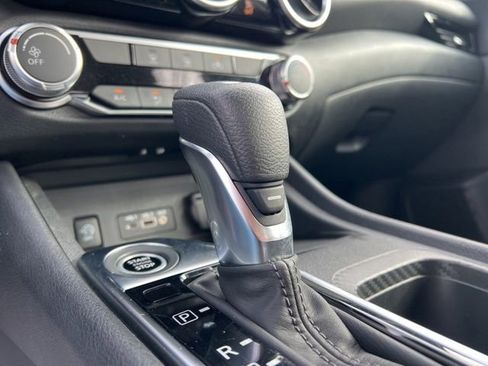 Used 2024 Nissan Sentra SV image 21