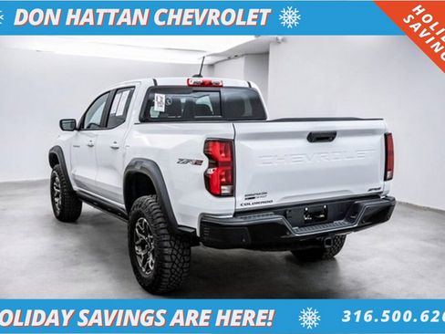 Used 2024 Chevrolet Colorado ZR2 w/ ZR2 Convenience Package III image 35