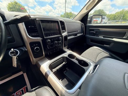 Used 2018 RAM 2500 Big Horn AWD/4WD image 32