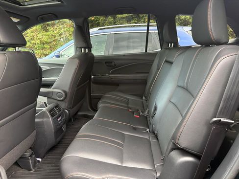 Used 2022 Honda Pilot TrailSport image 21