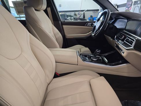 Used 2019 BMW X5 xDrive40i image 11