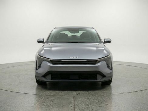 Used 2025 Kia K4 LXS image 2