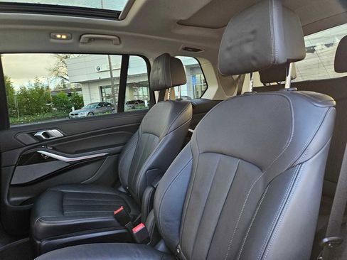 Used 2020 BMW X7 xDrive40i w/ Premium Package image 21