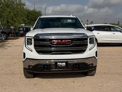 New 2026 GMC Sierra 1500 SLT w/ SLT Convenience Package