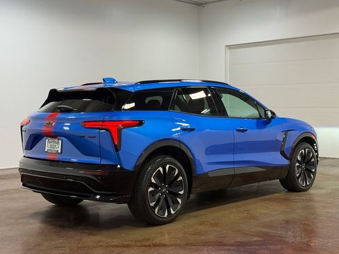 Used 2025 Chevrolet Blazer EV RS AWD/4WD image 4
