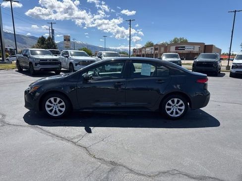 Used 2024 Toyota Corolla LE FWD image 4