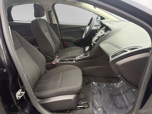 Used 2017 Ford Focus S image 19