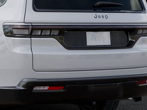 New 2026 Jeep Grand Wagoneer L 2WD image 13