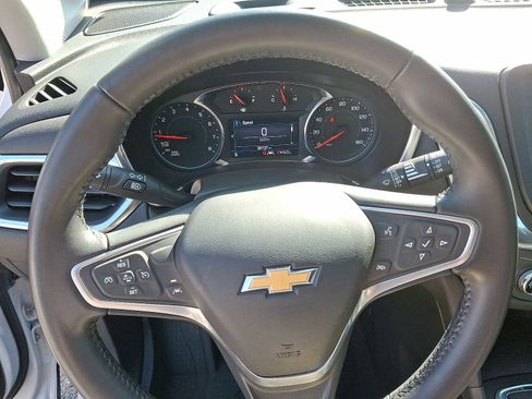Certified 2022 Chevrolet Equinox LT image 18