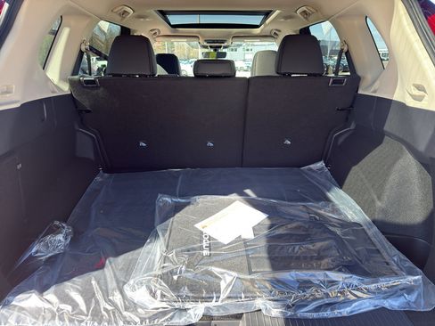 New 2026 Nissan Rogue SV AWD/4WD image 36