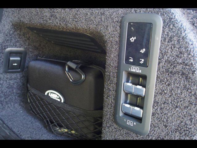 Used 2025 Land Rover Range Rover Long Wheelbase SE AWD/4WD image 20