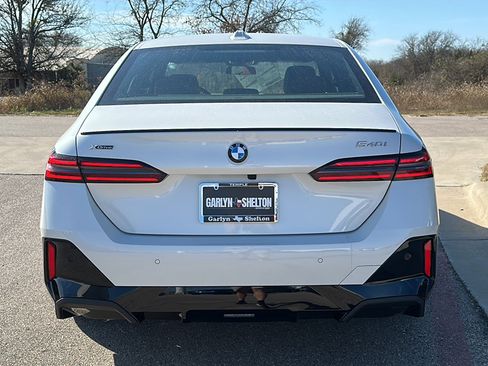 New 2026 BMW 540i xDrive xDrive w/ M Sport Package image 7