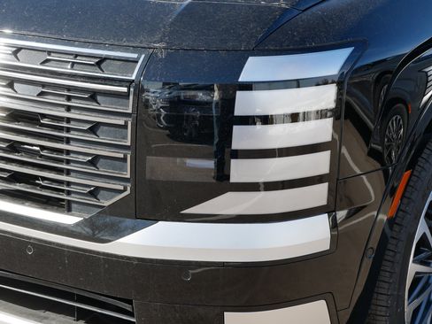 Used 2026 Hyundai Palisade Calligraphy image 16